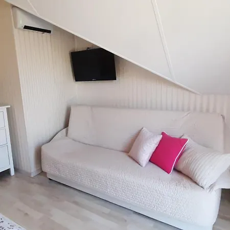 Domki Anabell Przy Plarzy Holiday home Sarbinowo