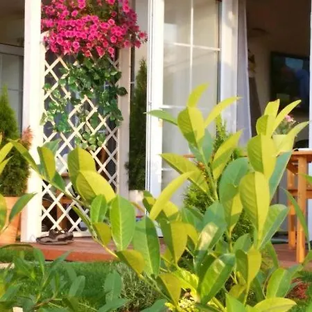 Domki Anabell Przy Plarzy Holiday home *